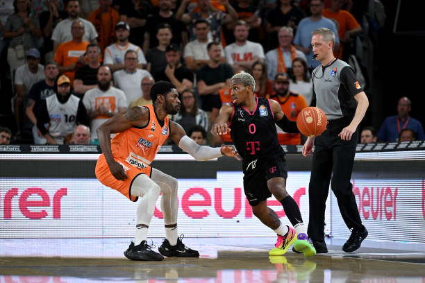 手技术和步 手技术和步