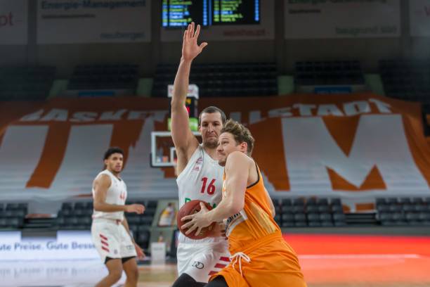 进攻发动机 进攻发动机