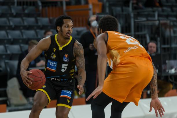 考虑到穆里 考虑到穆里